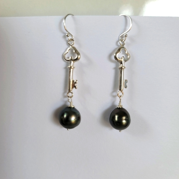 New BLACK Tahitian Pearl Earrings Handmade Sterling Silver - Picture 2 of 7
